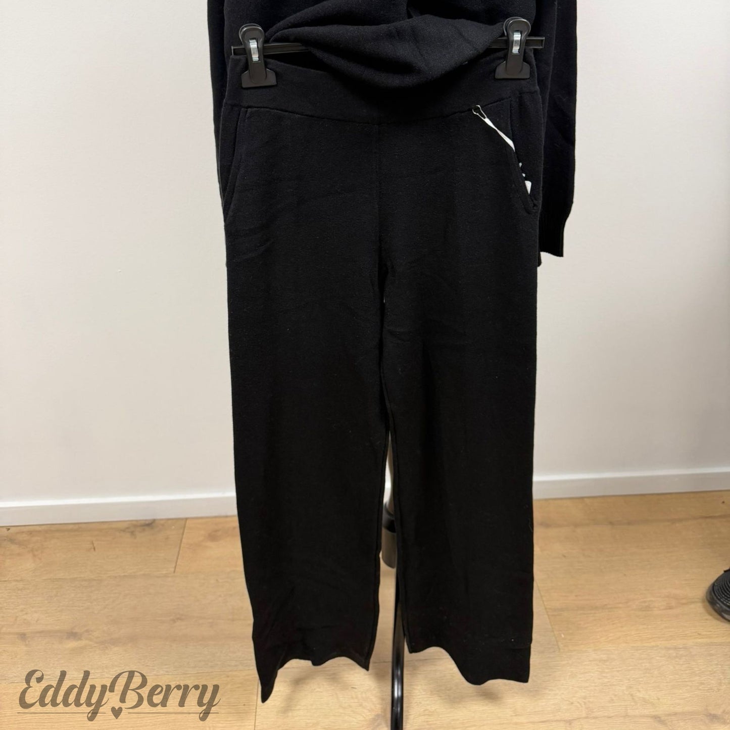 Cozy Button Knit Set- (bis Gr. 42) | MEETS Liveverkauf