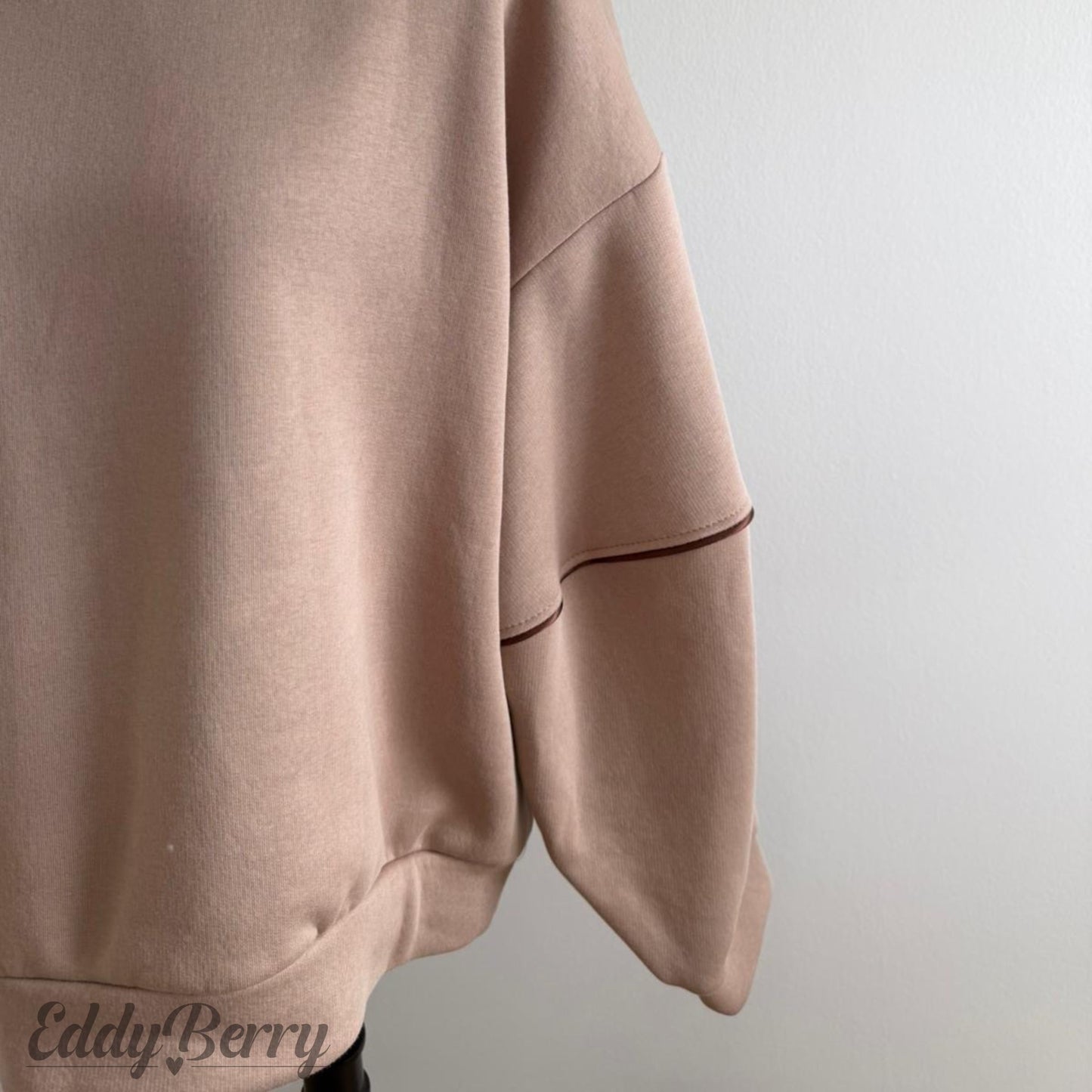 Oversize Sweater mit Ziernaht – One Size (bis Gr. 46 tragbar) | MEETS Liveverkauf