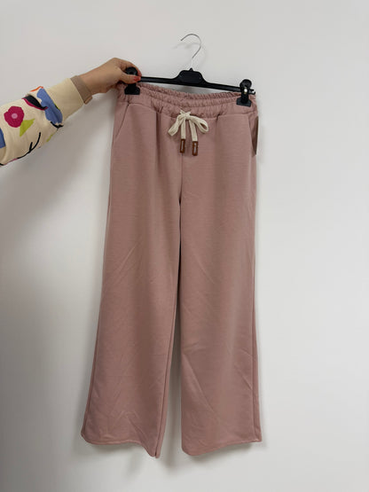 Soft Touch Butterstoff Hose (bis Gr.44) | MEETS Liveverkauf